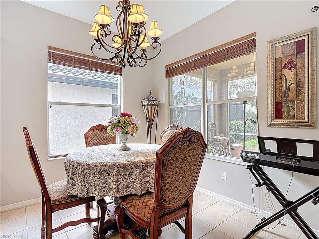 12596 Ivory Stone LOOP-32