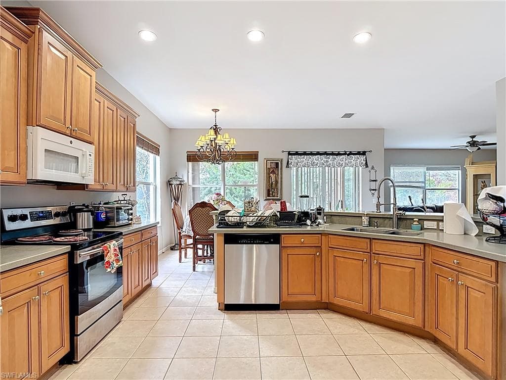 12596 Ivory Stone LOOP-33