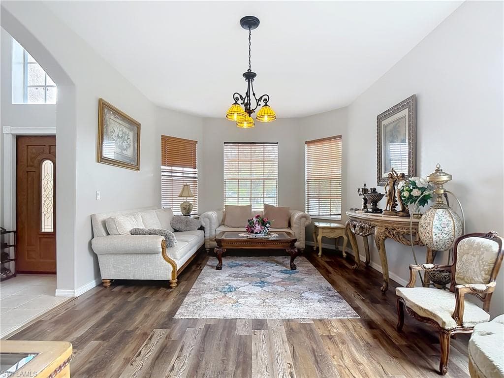 12596 Ivory Stone LOOP-37
