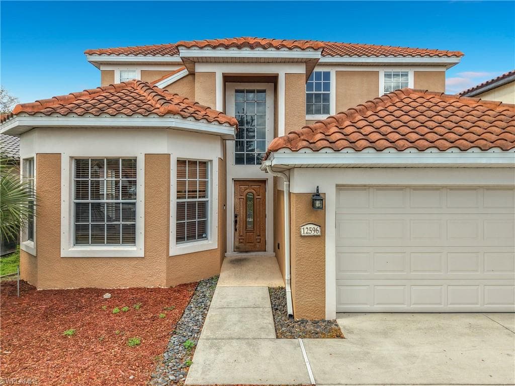 12596 Ivory Stone LOOP-8