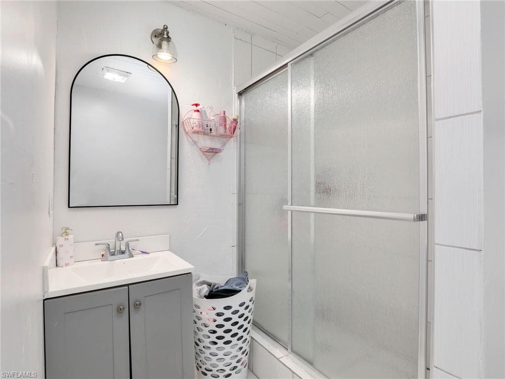 1132 River RD-17