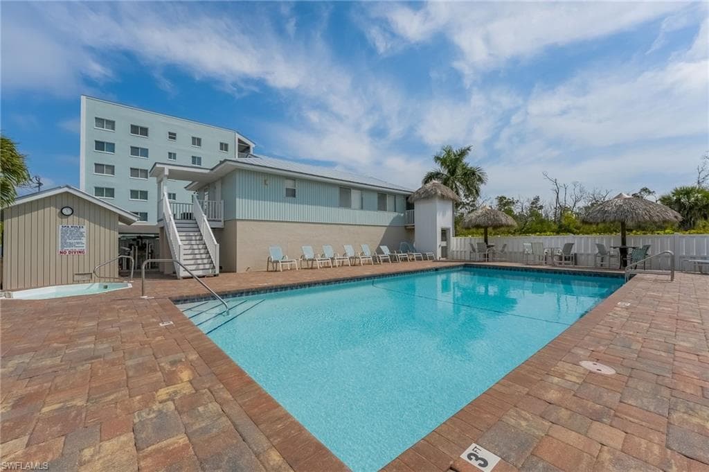 345 Mango ST 401-40