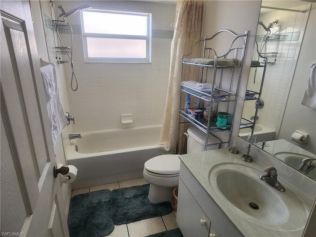 746 Milwaukee BLVD-15