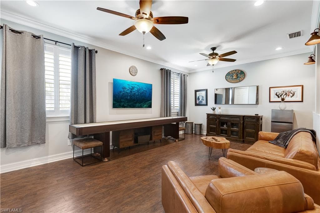3061 Scarlet Oak PL-20