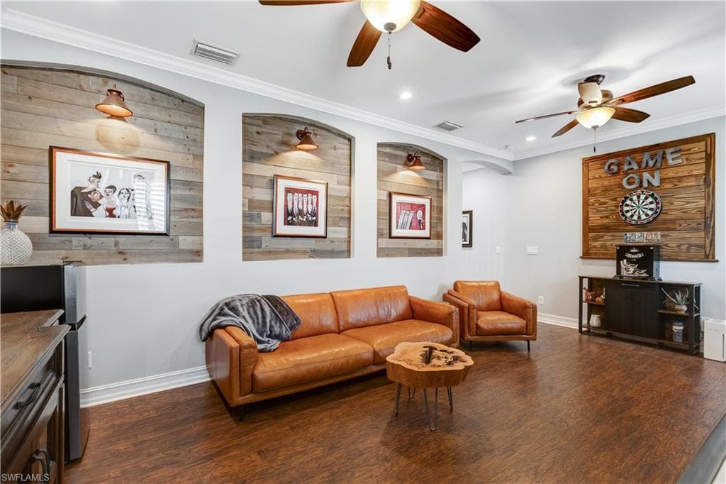 3061 Scarlet Oak PL-21