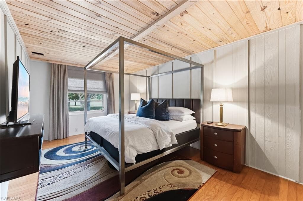 1702 Hill AVE-6