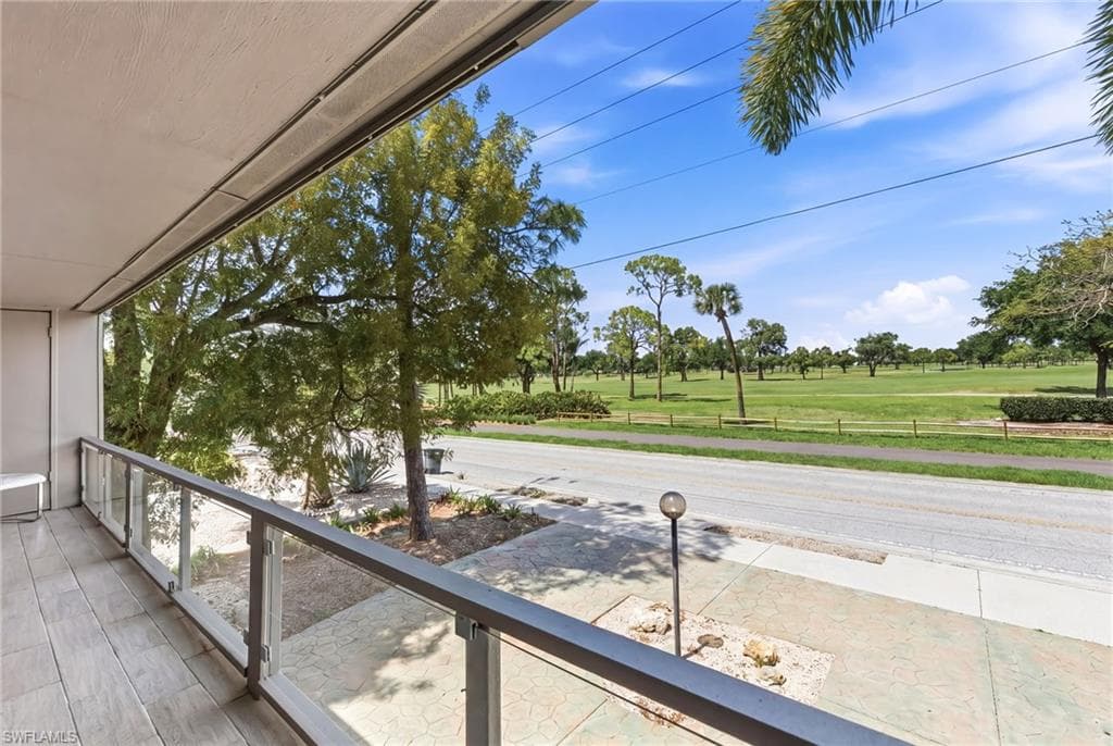 1702 Hill AVE-12