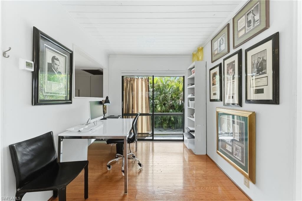 1702 Hill AVE-15