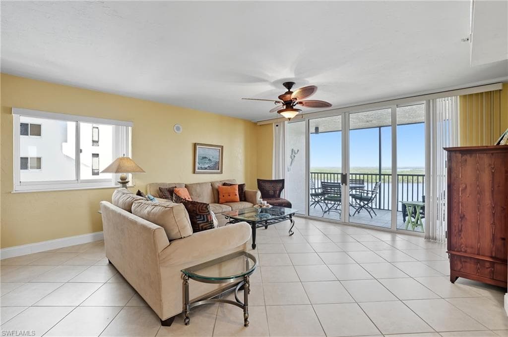 4745 Estero BLVD 801-9