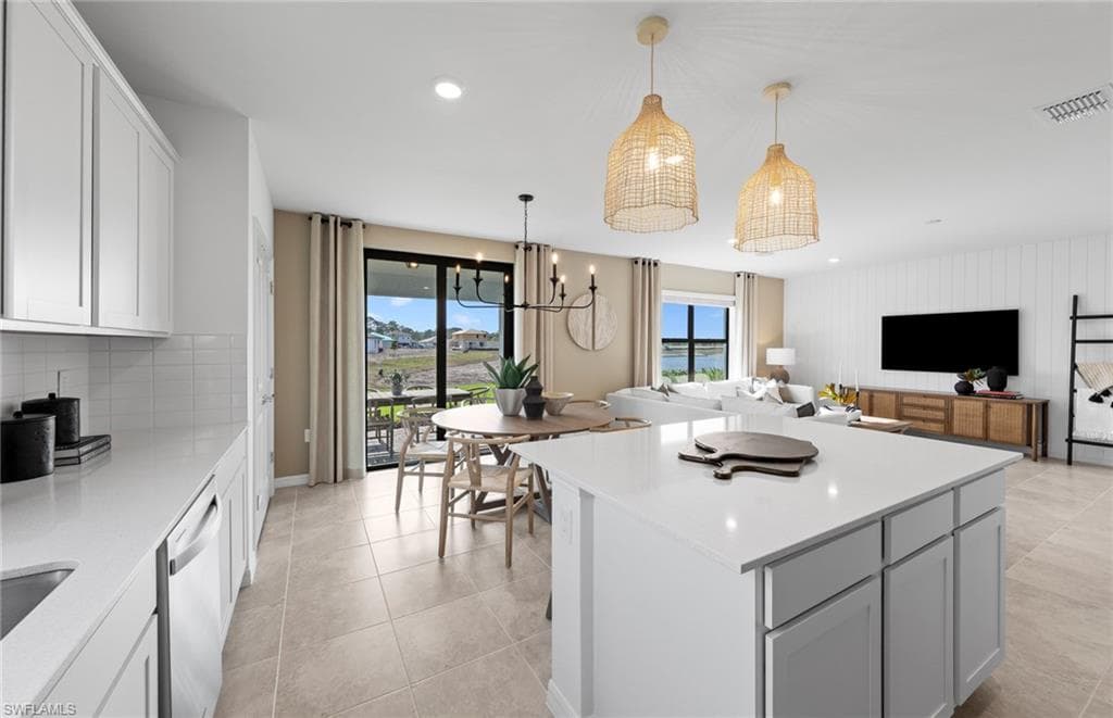 250 Silent Lake DR-10