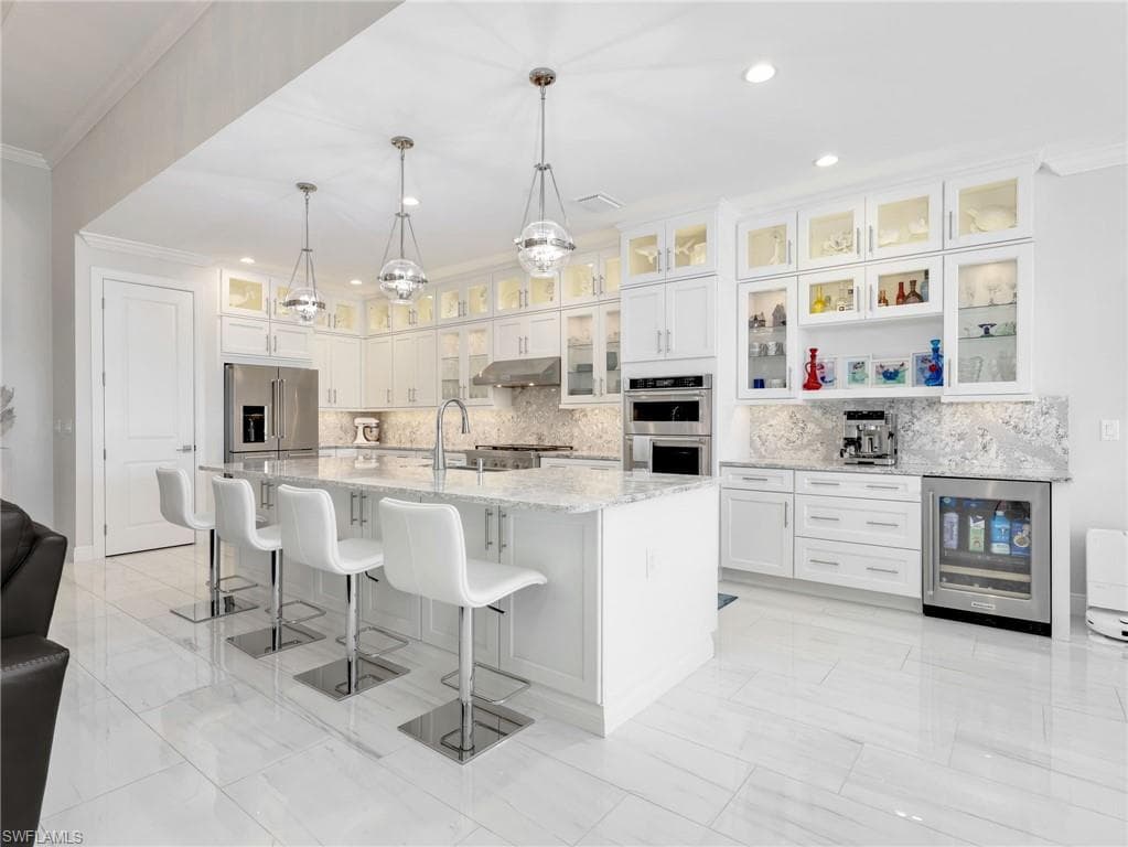 9257 Cayman DR-13
