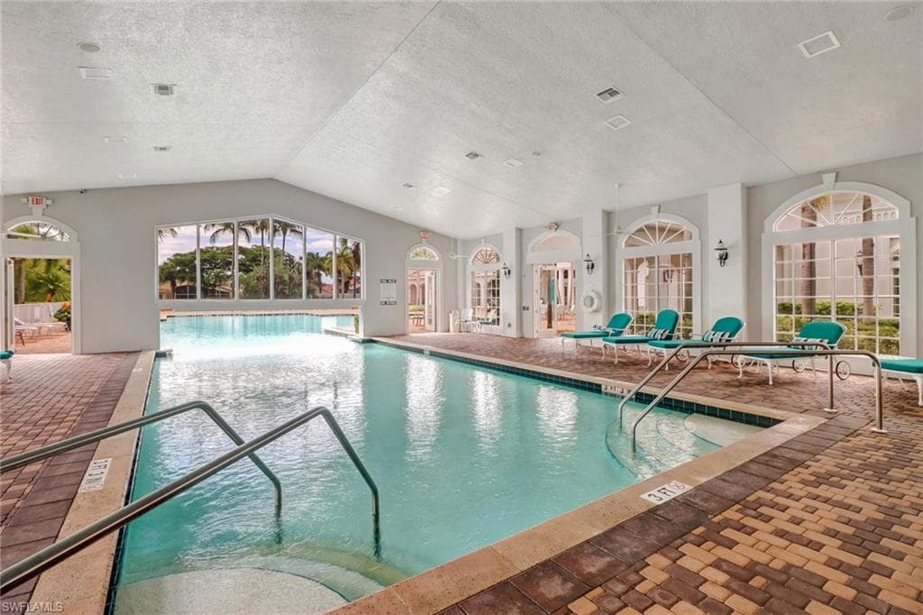 9404 Springview LOOP-46