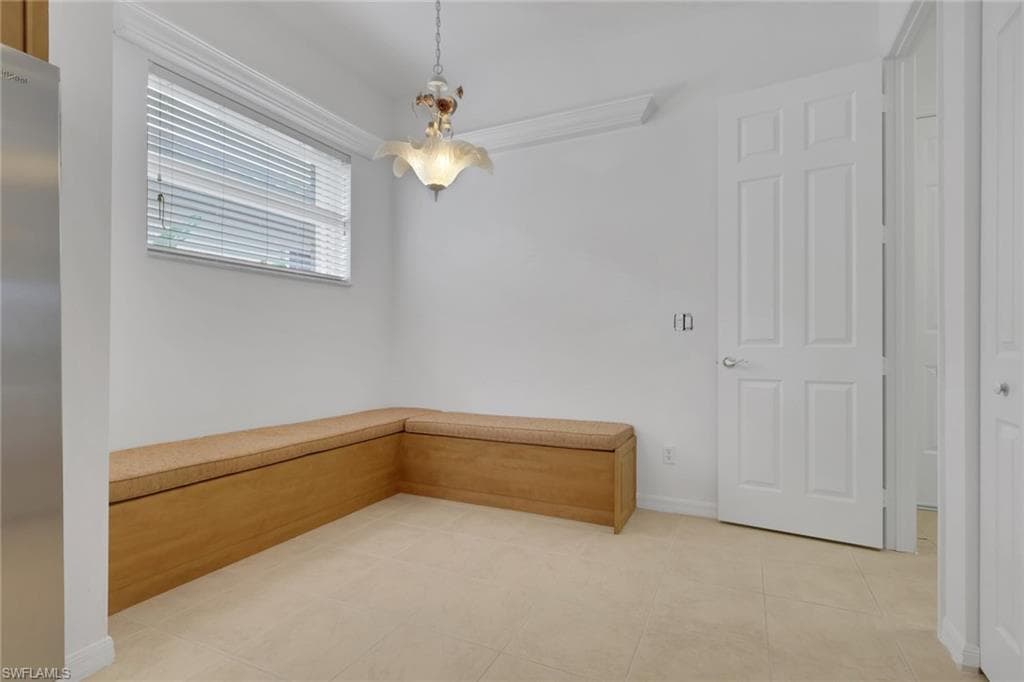 9404 Springview LOOP-12