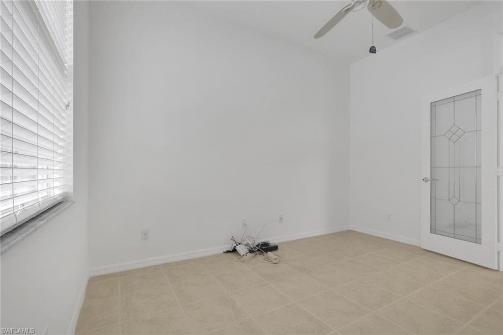 9404 Springview LOOP-22
