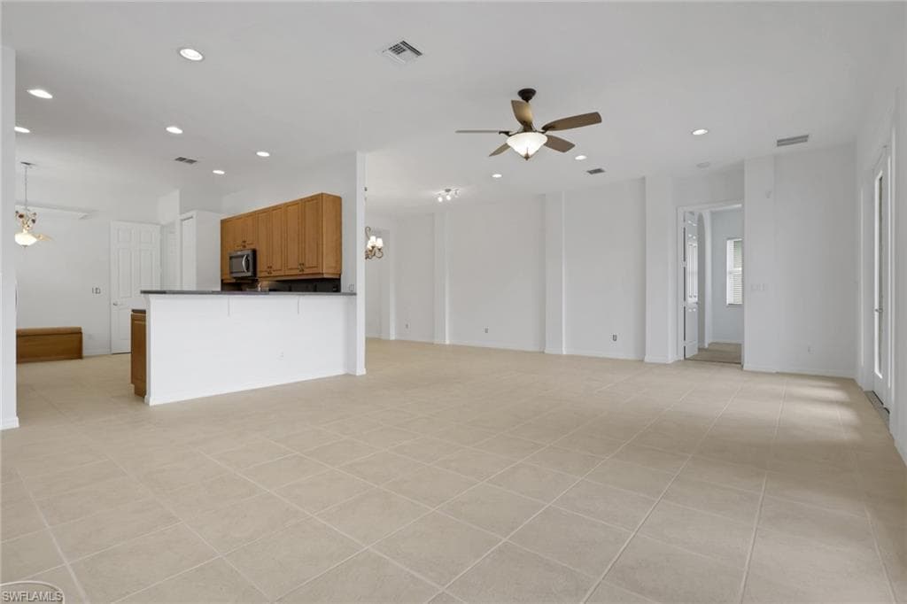 9404 Springview LOOP-7