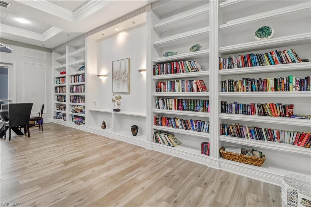 9404 Springview LOOP-33