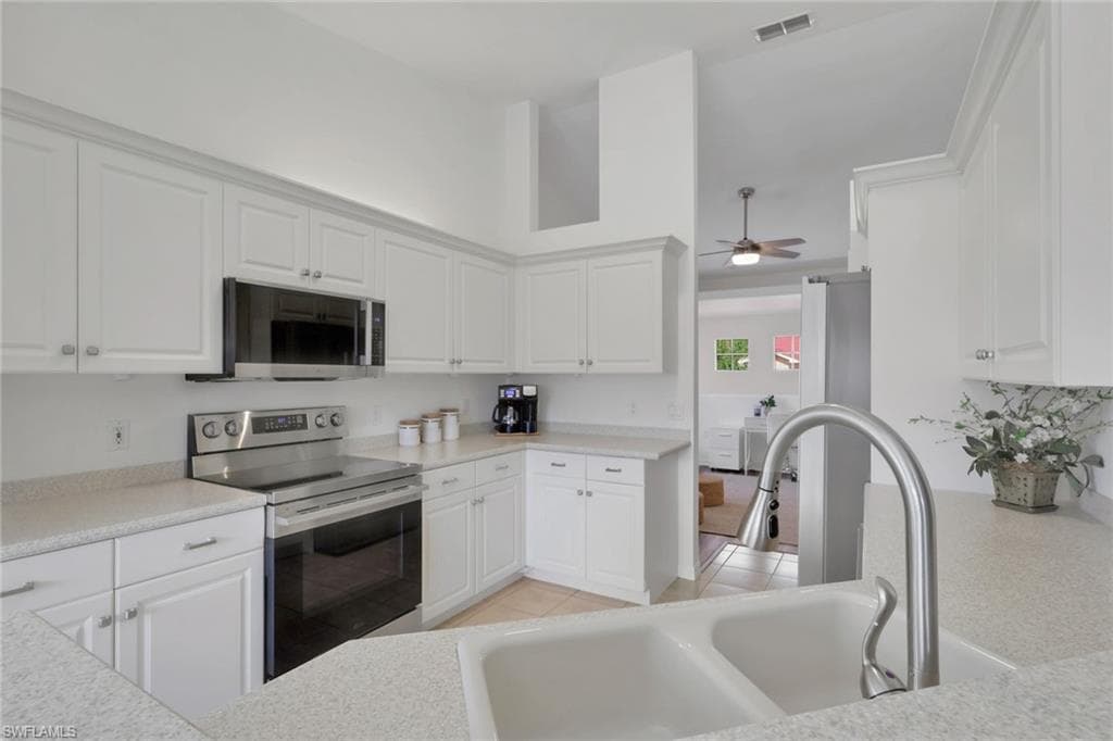 20300 Calice CT 1104-10