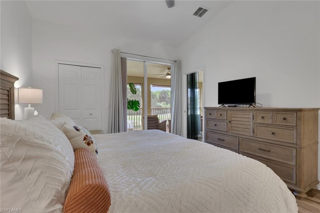 20300 Calice CT 1104-18