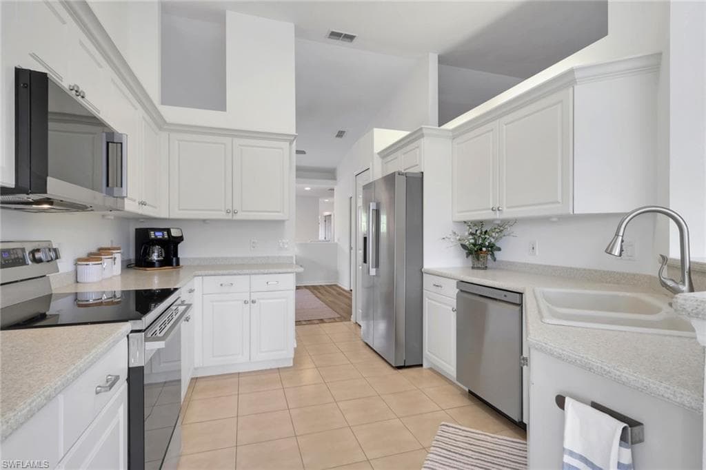 20300 Calice CT 1104-11