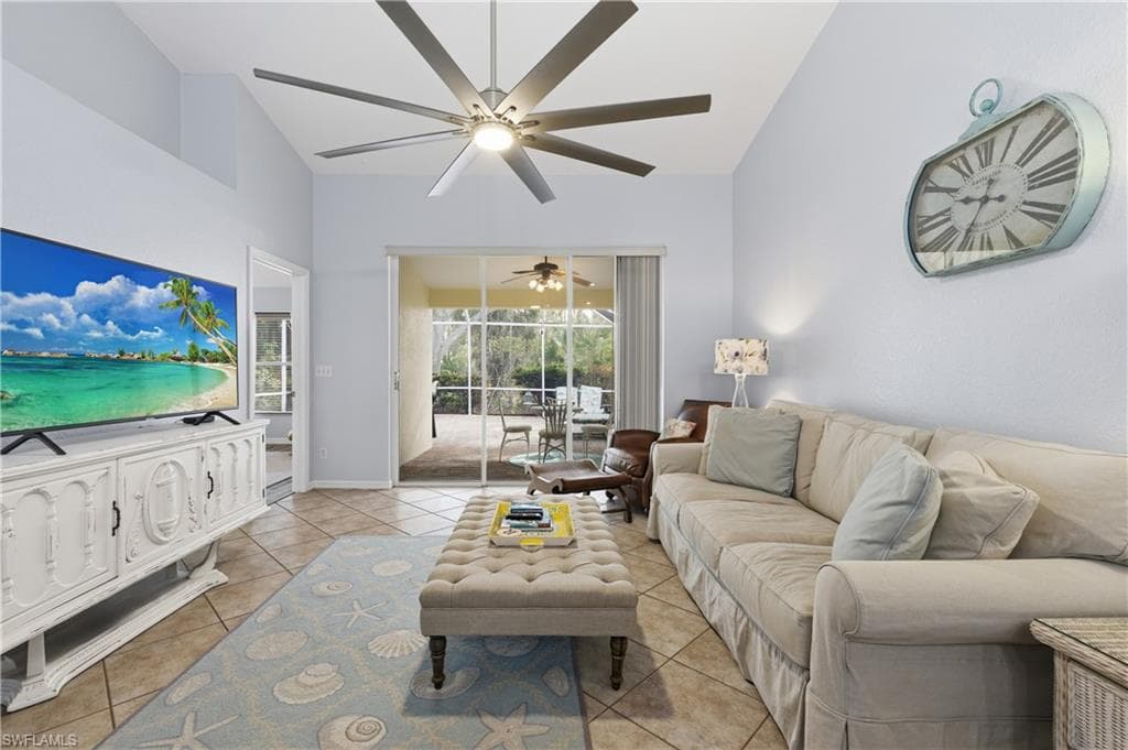5778 Greenwood CIR-17