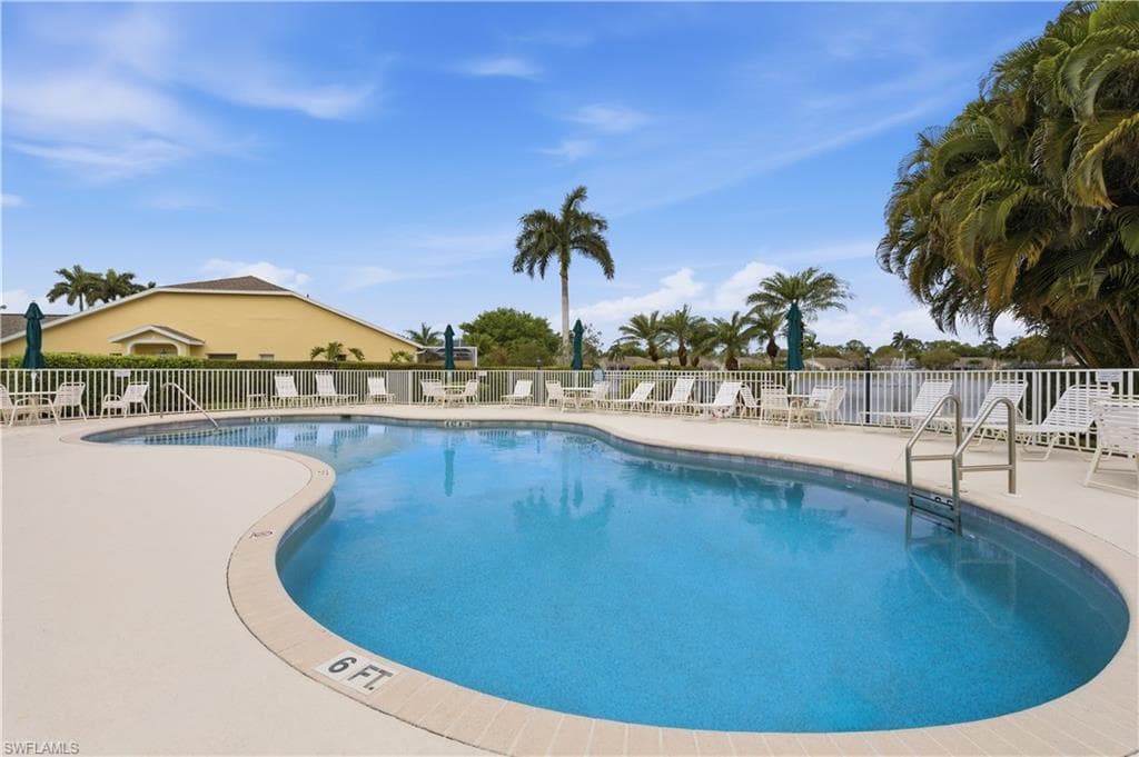 5778 Greenwood CIR-32