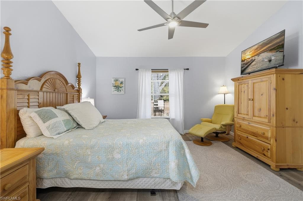 5778 Greenwood CIR-20