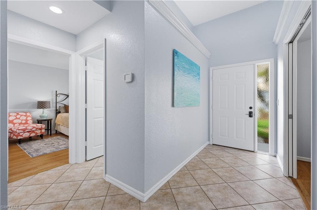 5778 Greenwood CIR-4