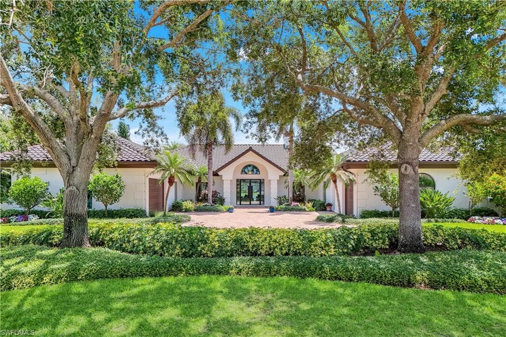 4701 Oak Leaf DR-2
