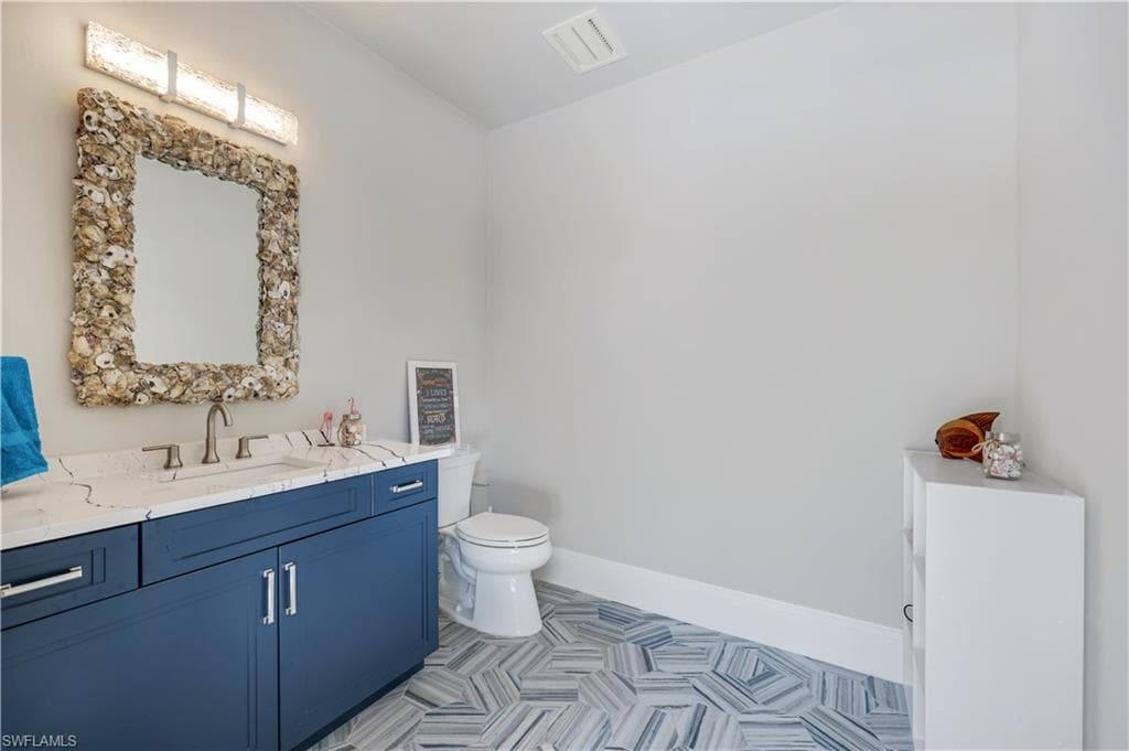 4701 Oak Leaf DR-39