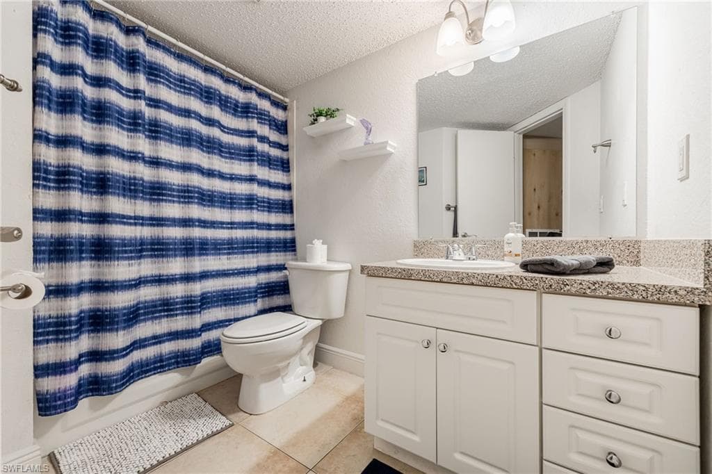 12550 Equestrian CIR 602-22
