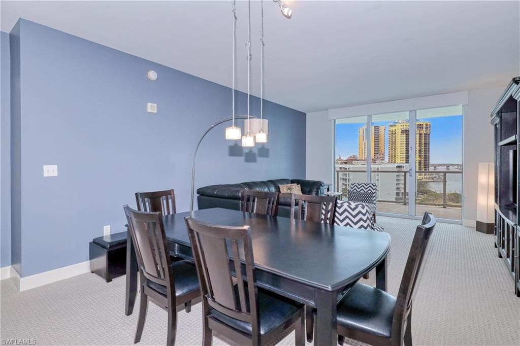 3000 Oasis Grand BLVD 701-16