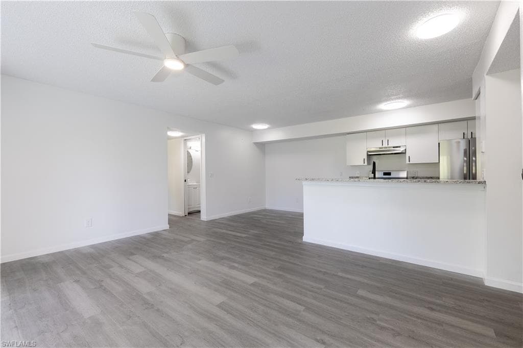 2094 Arbour Walk CIR 3018-8