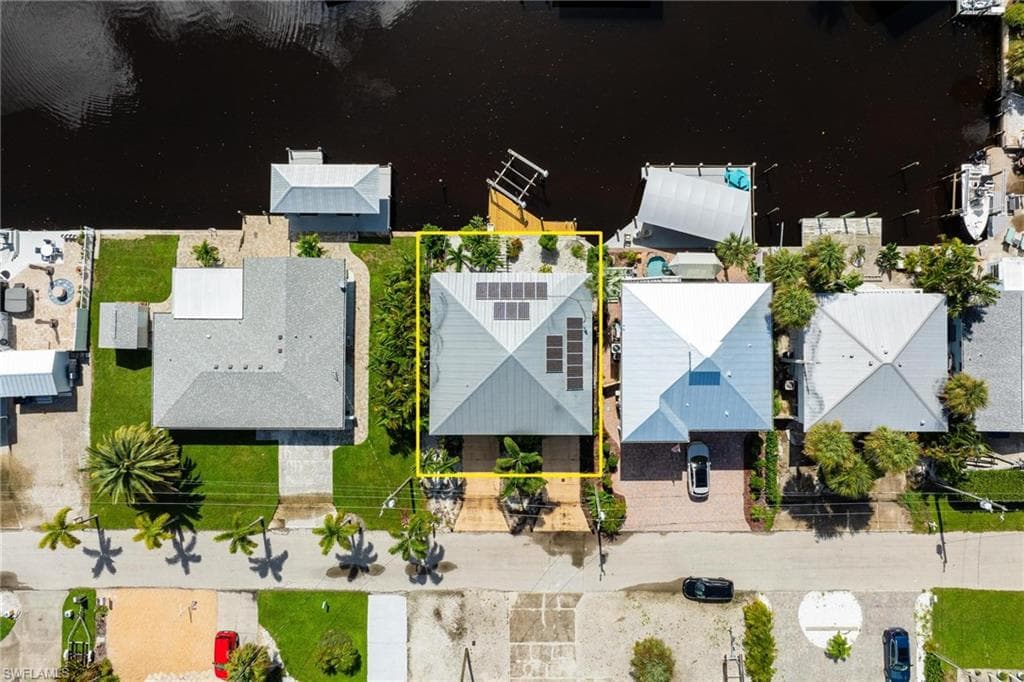 2761 Geary ST-28