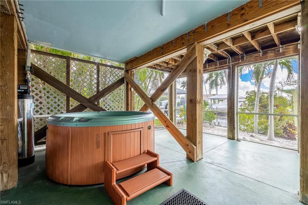 2761 Geary ST-34