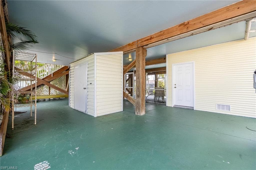 2761 Geary ST-29