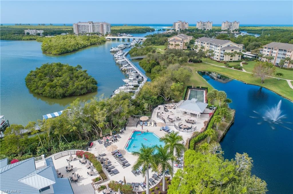 425 Cove Tower DR 504-32