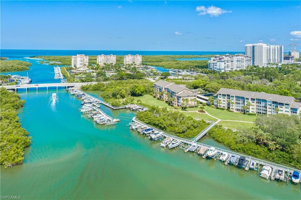 425 Cove Tower DR 504-34