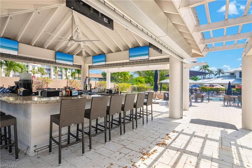 425 Cove Tower DR 504-39
