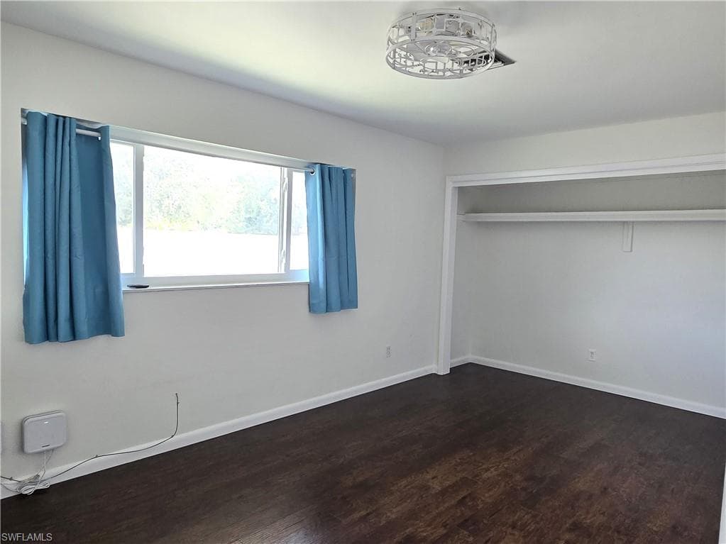 8512 Chatham ST-24