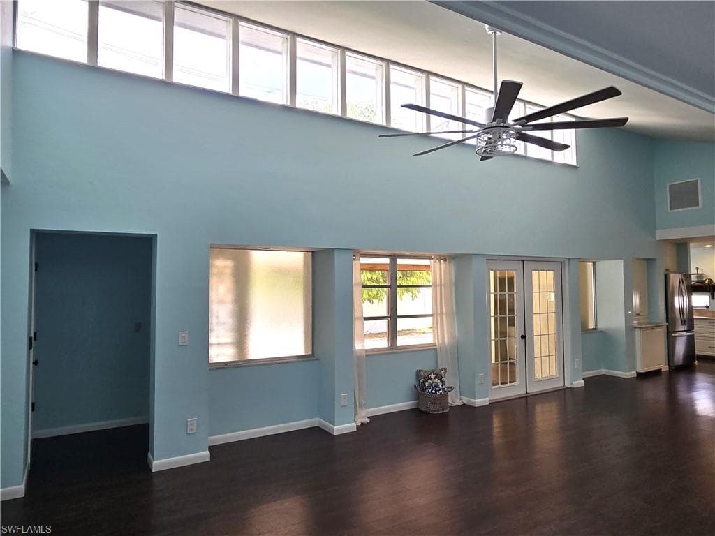 8512 Chatham ST-14