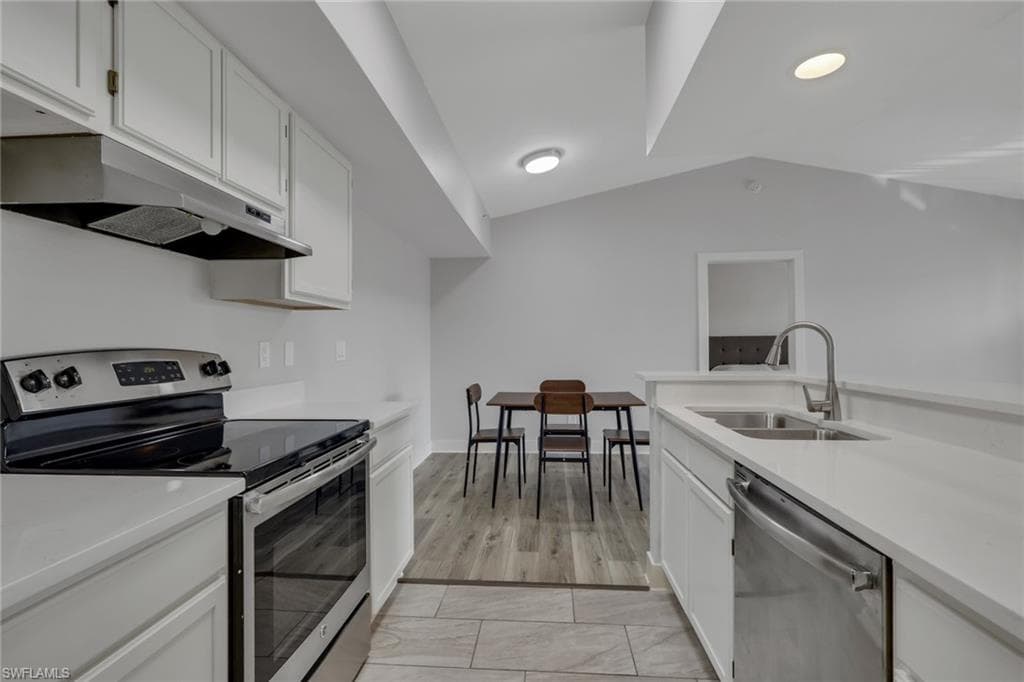 4625 Saint Croix LN 1136-9