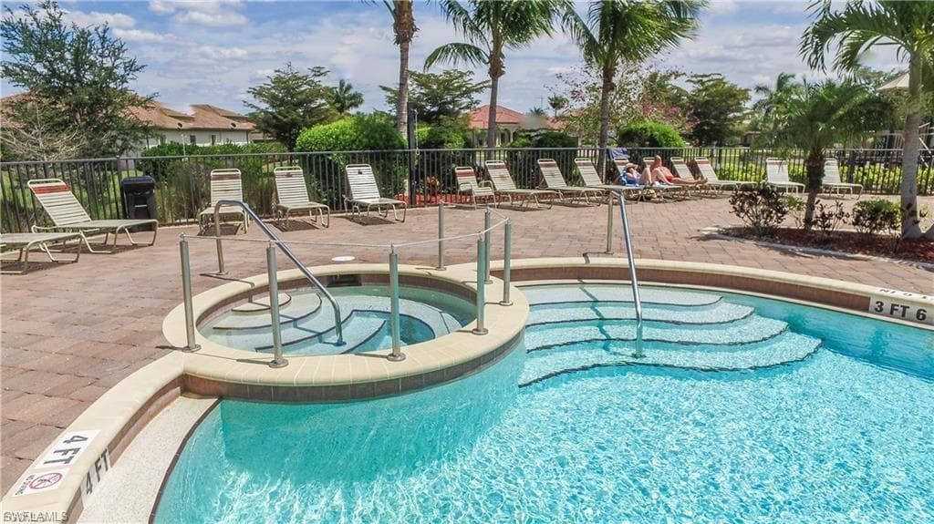 10960 Cherry Laurel DR-26