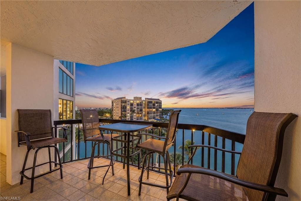 4265 Bay Beach LN 522-2