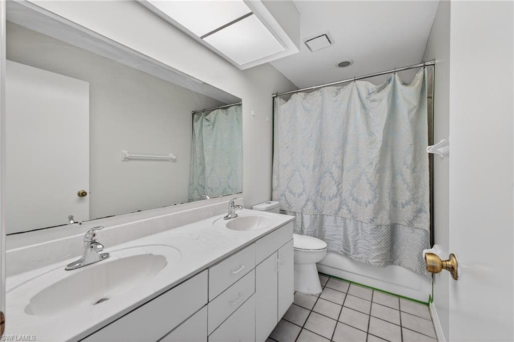 8421 N Haven LN B-21