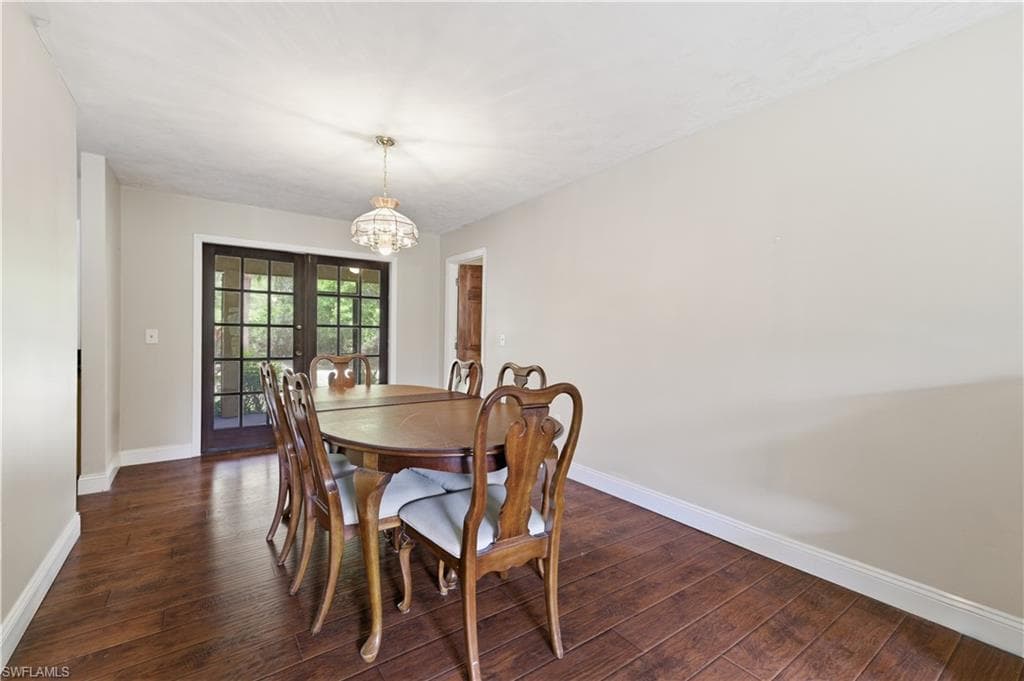 5681 Bur Oaks LN-13
