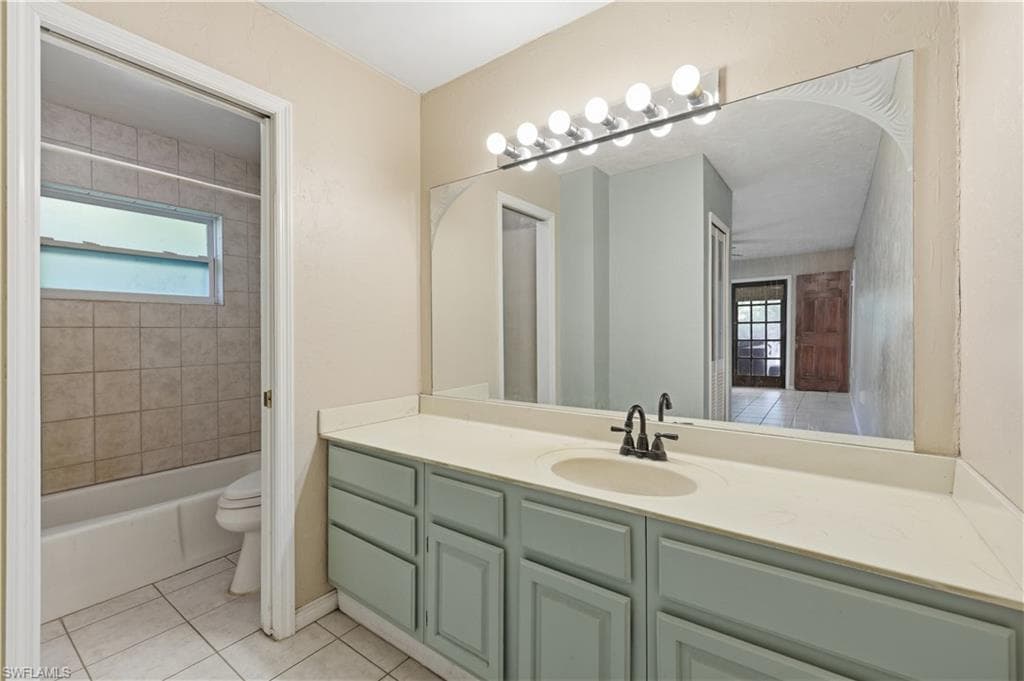 5681 Bur Oaks LN-16