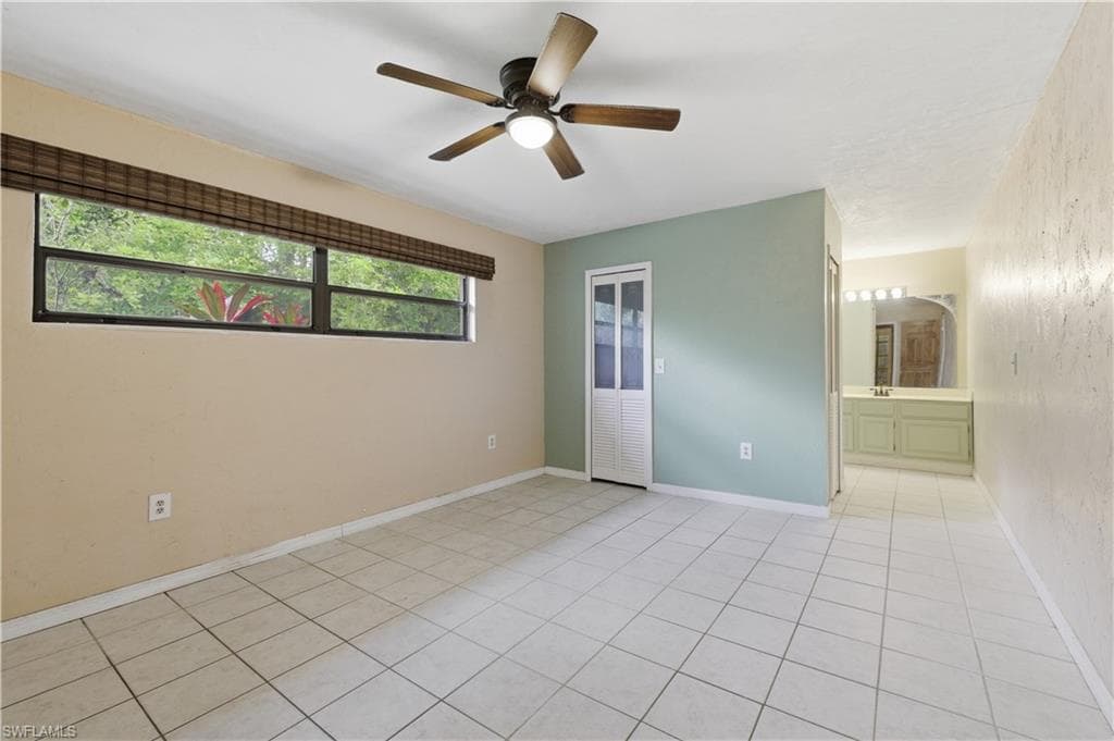 5681 Bur Oaks LN-14