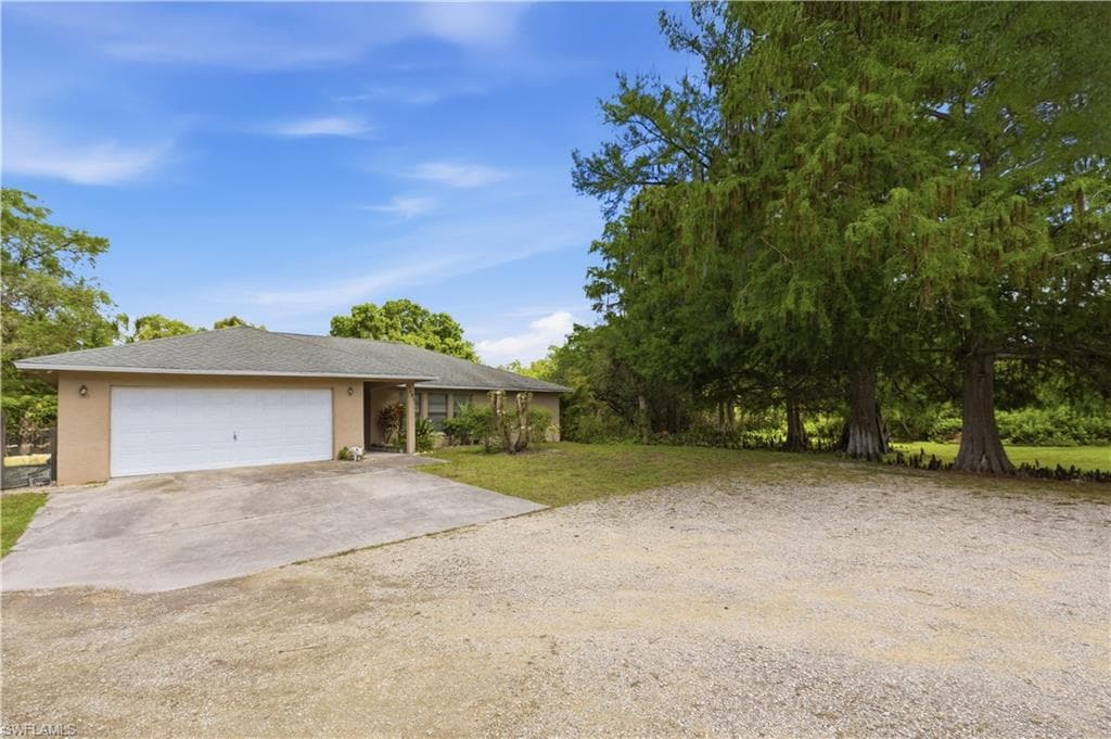 5681 Bur Oaks LN-8