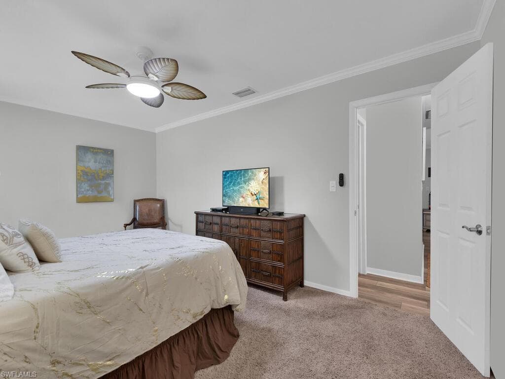 4263 Island CIR D-26