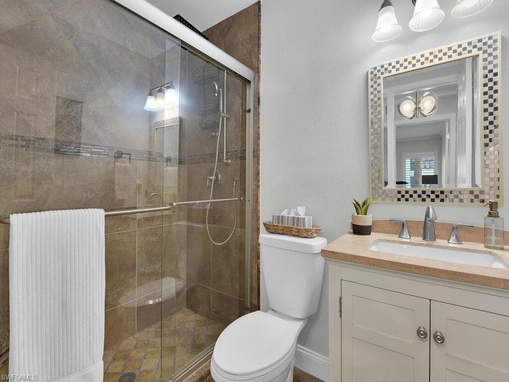 4263 Island CIR D-28